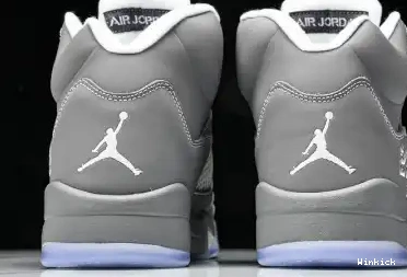 'Wolf Retro Grey' 136027-005 Jordan 5 0706